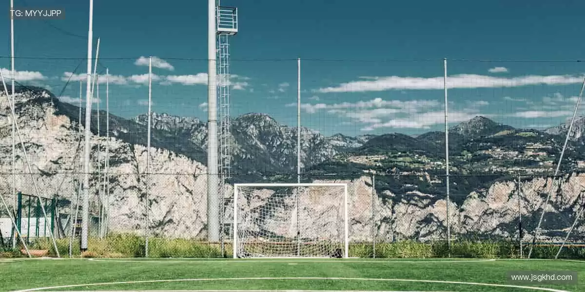 🔥热血集结,巅峰对决一触即发!⚽️